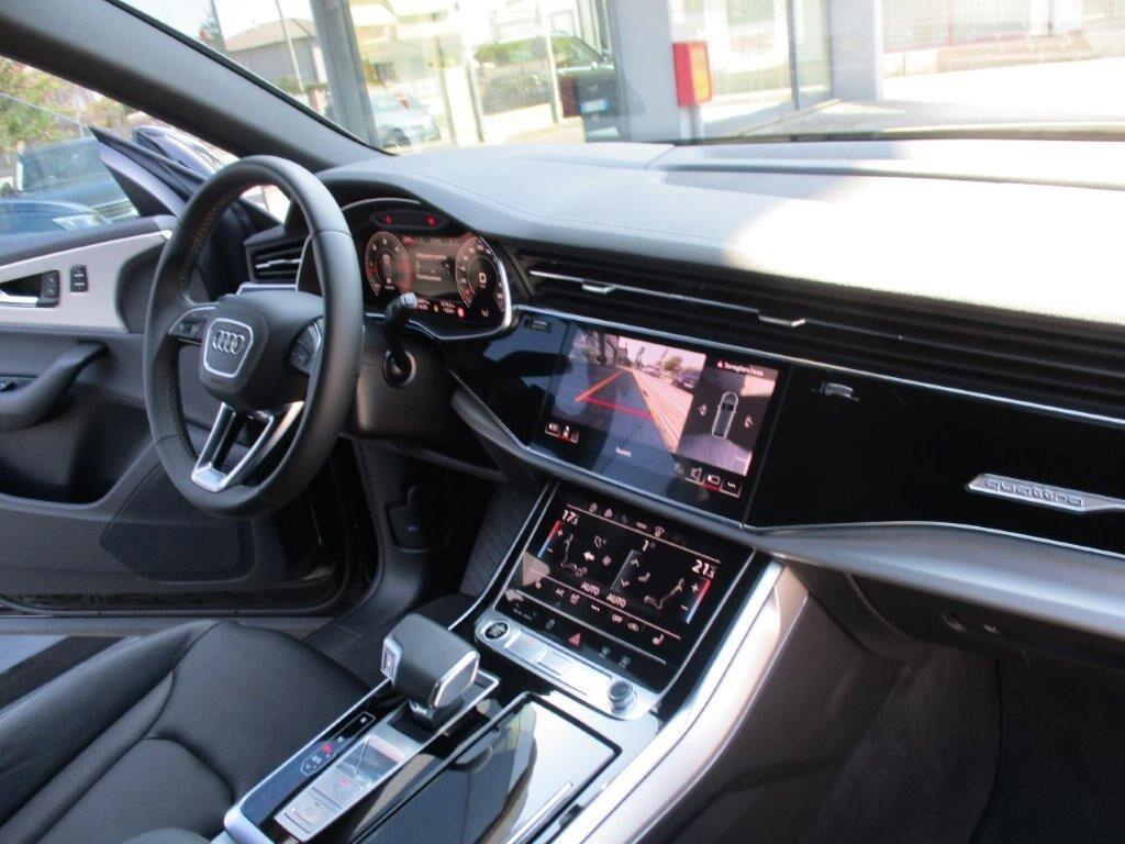 Audi Q8 SUV 45 TDI quattro tiptronic S line edition