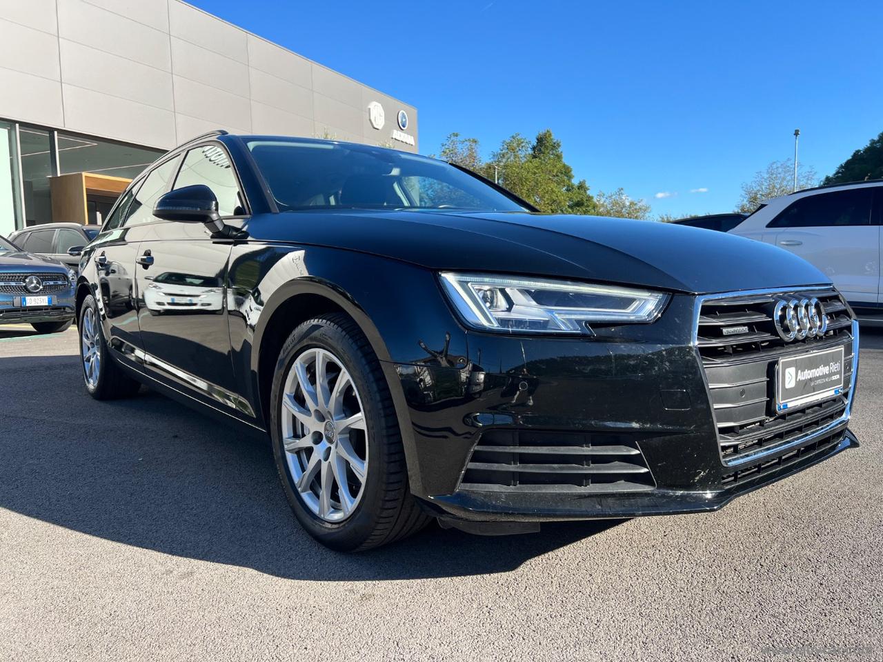 AUDI A4 40 TDI quattro S tronic Business Adv.