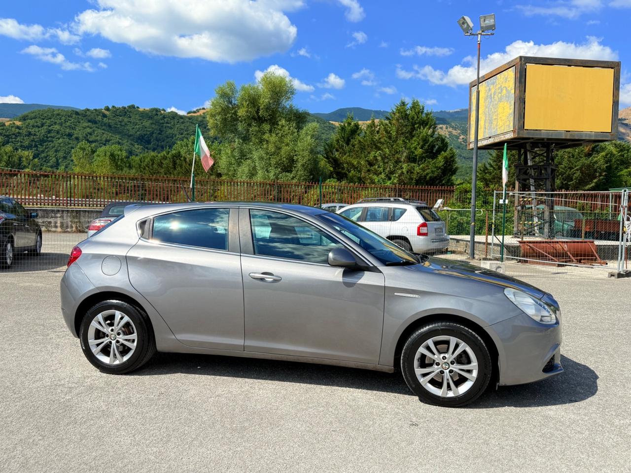 Alfa Romeo Giulietta 1.6 JTDm-2 105 CV Exclusive