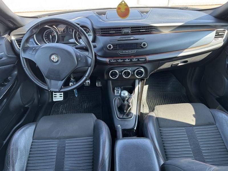 Alfa Romeo Giulietta Giulietta 1.6 JTDm-2 105 CV Distinctive