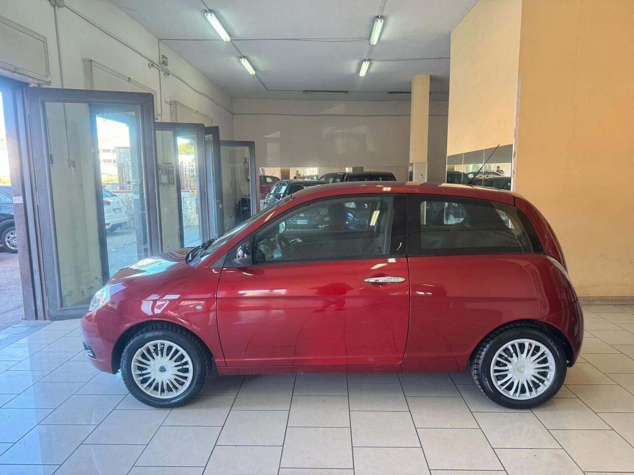 Lancia Ypsilon 1.2 GAS GPL