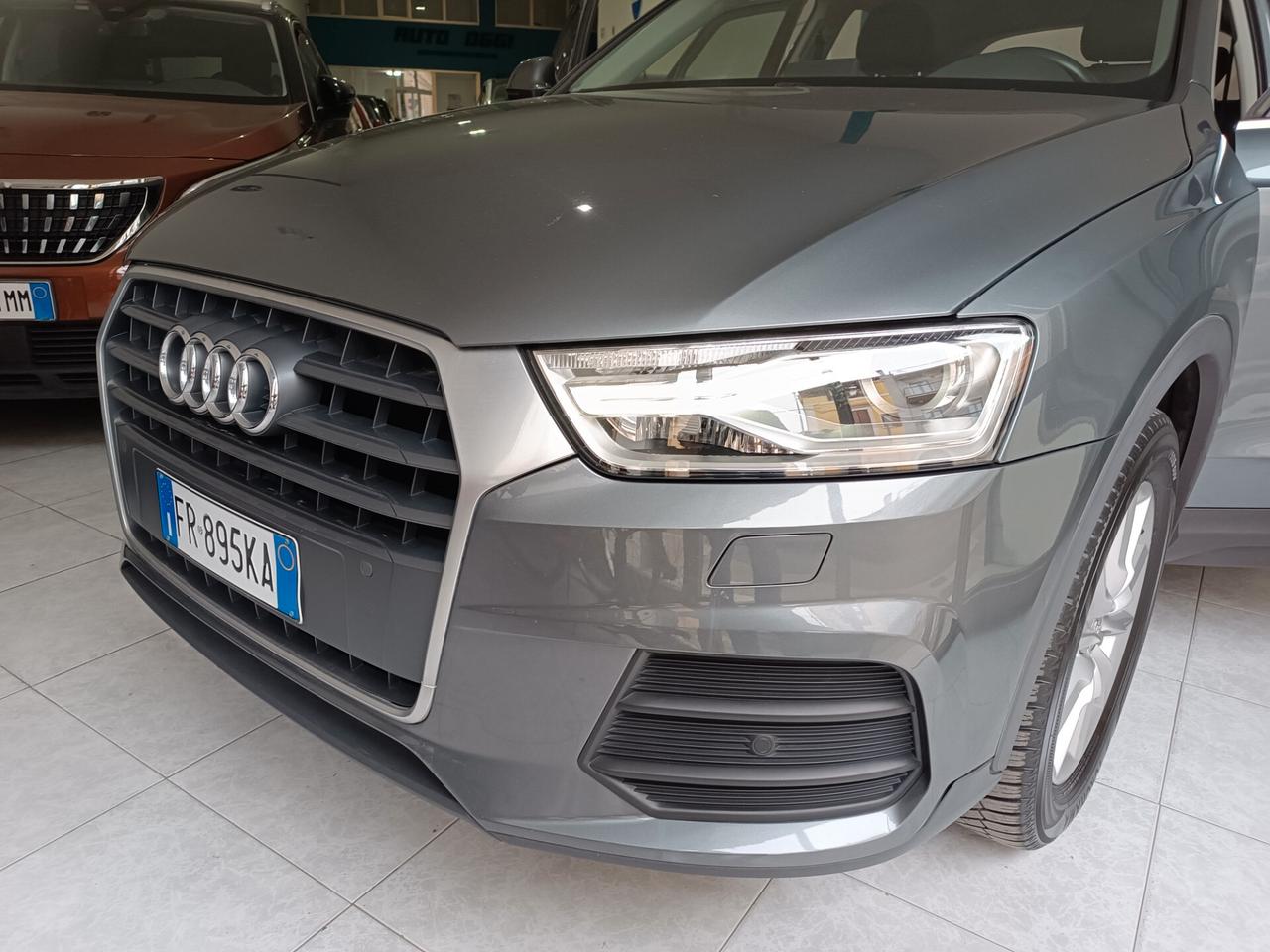 Audi Q3 2.0 TDI 120 CV S tronic Business