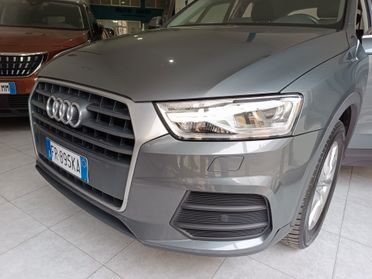Audi Q3 2.0 TDI 120 CV S tronic Business