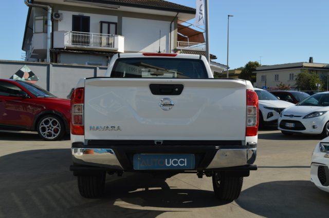 NISSAN Navara 2.3 dCi 4WD King Cab Acenta Autocarro