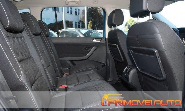 VOLKSWAGEN Touran 1.5 TSI DSG Active BlueMotion Technology