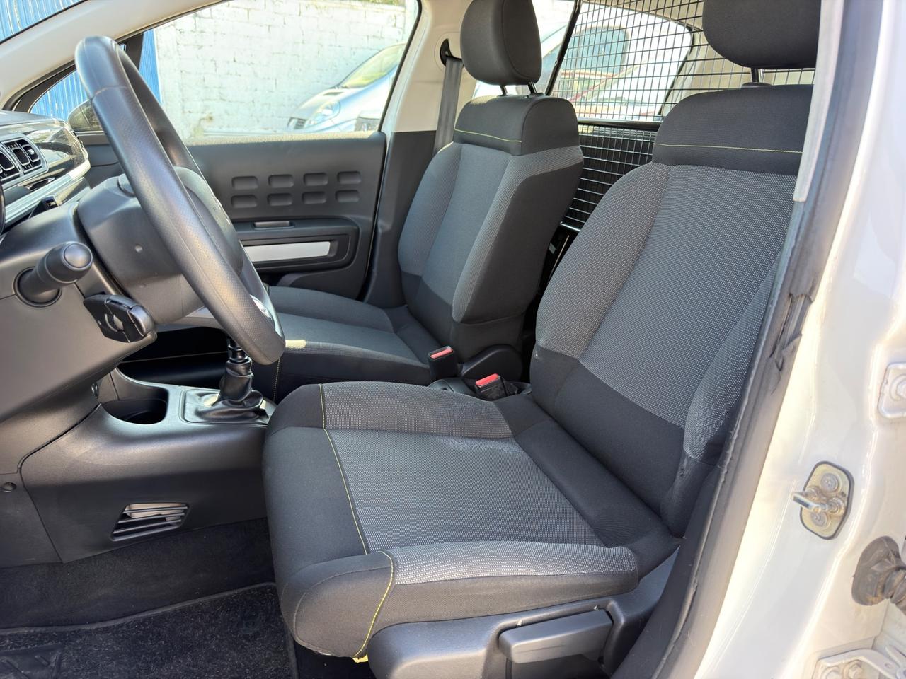 Citroen C3 BlueHDi 100 S&S “VAN”