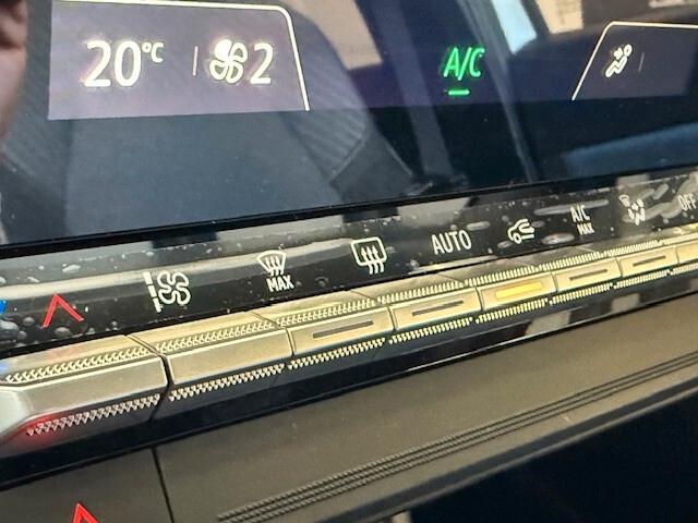 Renault Captur ECO-G 100 CV Techno "KM0" BIANCO TETTO NERO-AVIO TETTO NERO