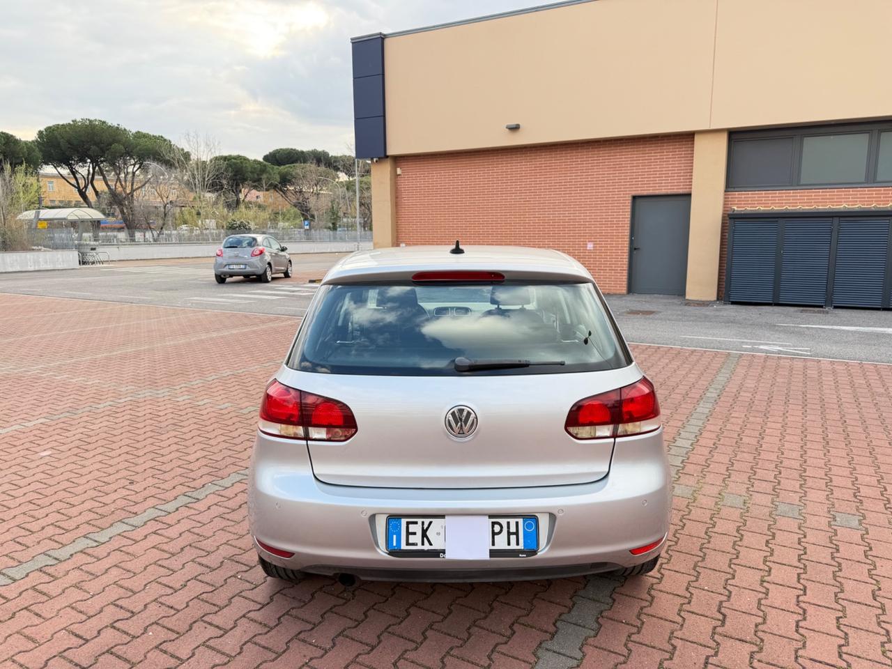 Volkswagen Golf VI 1.6 TDI DSG Highline