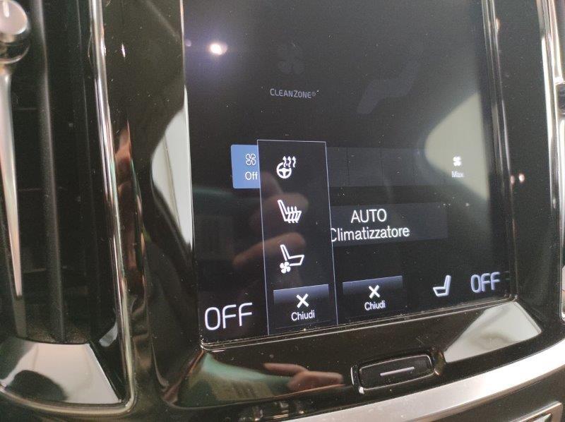 VOLVO V60 (2018-->) - V60 D3 AWD Geartronic Business