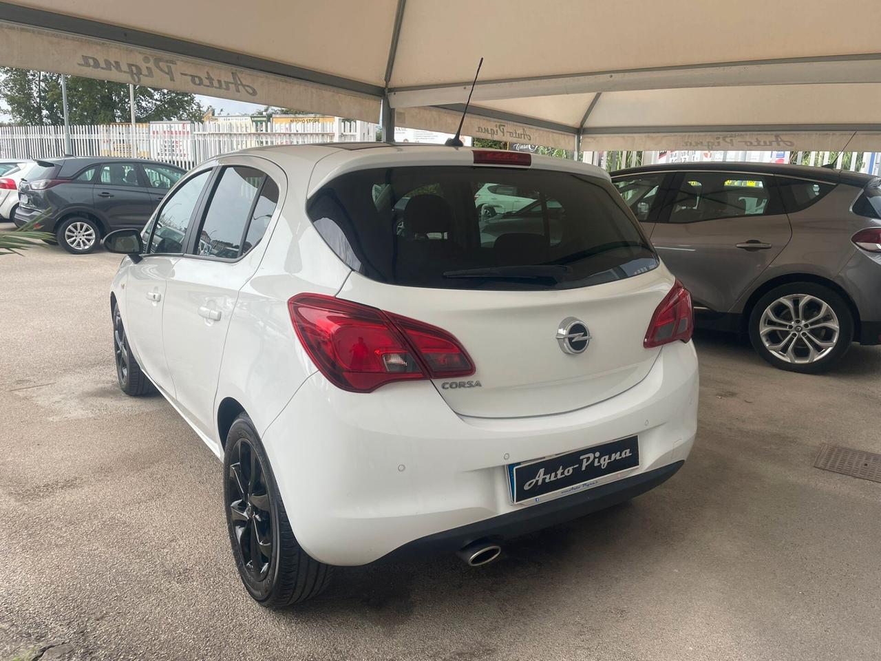 Opel Corsa 1.4 90CV GPL Tech 5 porte