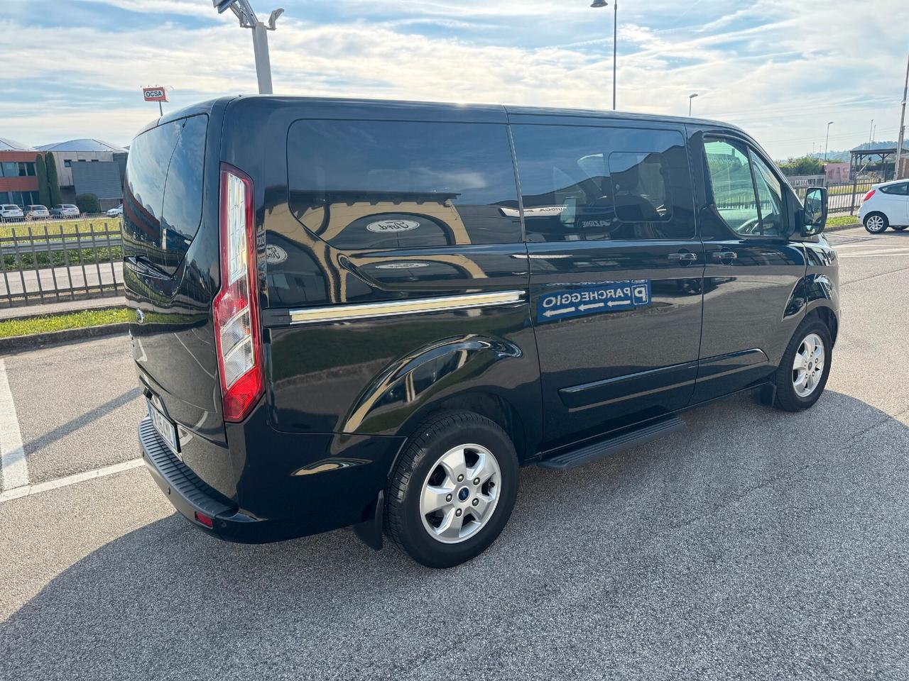 Ford Tourneo Custom Tit 2.0 TDCi 170CV Automatico PC 8posti