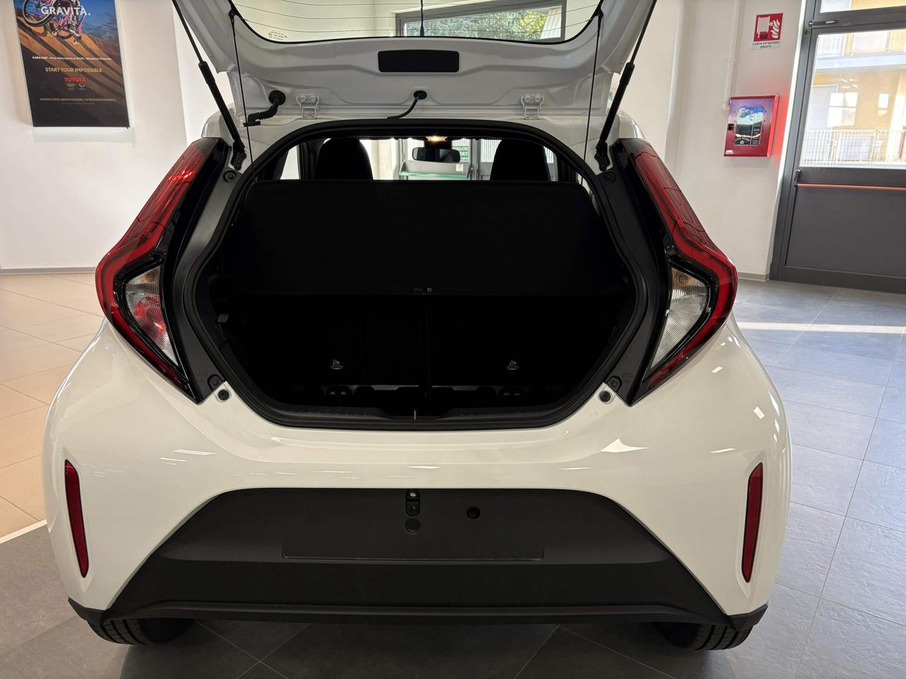 Toyota Aygo X 1.0 Active 72cv