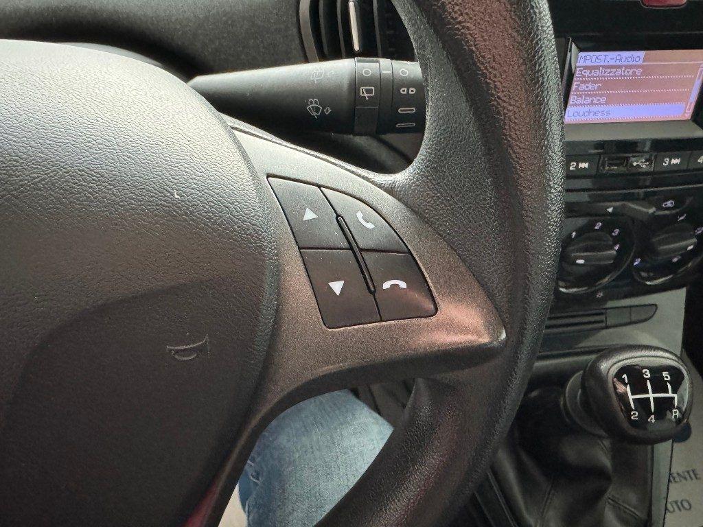 Lancia Ypsilon 1.2 69 CV 5 porte GPL Ecochic Elefantino Blu