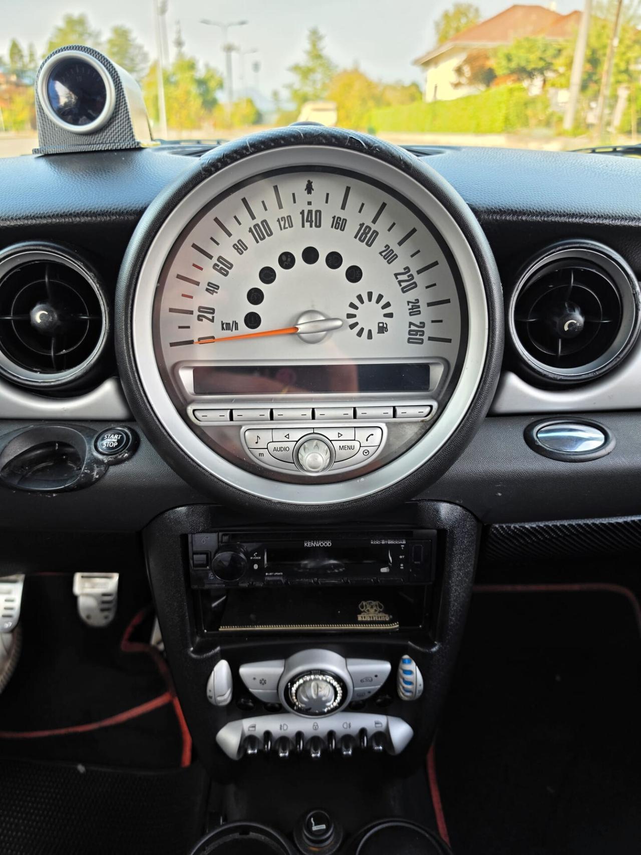Mini cooper d NEOPATENTATI
