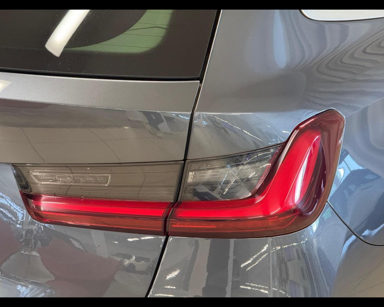 BMW Serie3(G20/21/80/81 - 320d 48V xDrive Touring Luxury