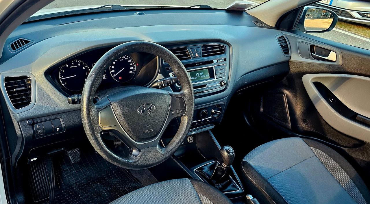 Hyundai i20 1.2 84 CV 5 porte Econext Comfort