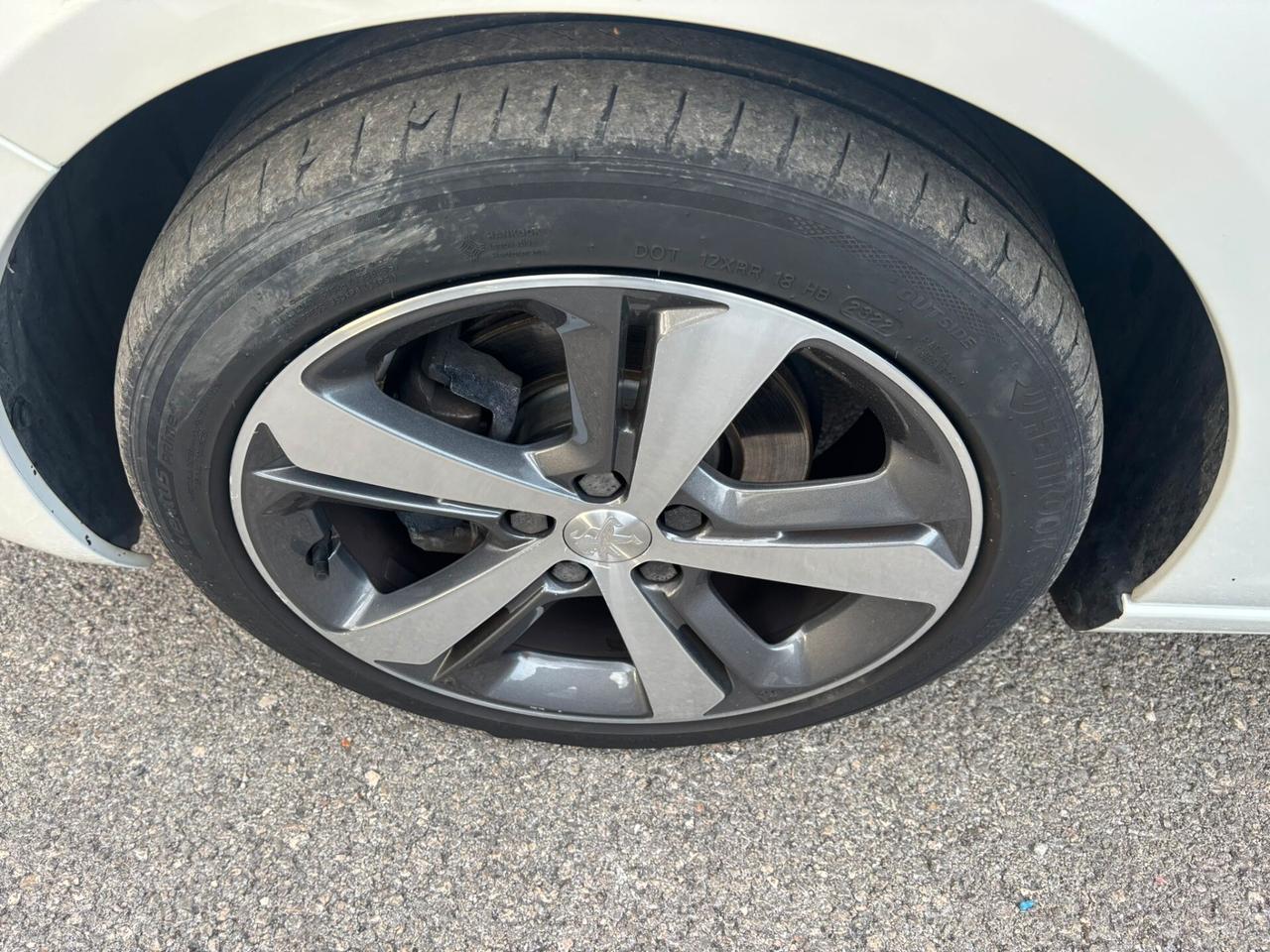 Peugeot 308 BlueHDi 130 S&S Allure