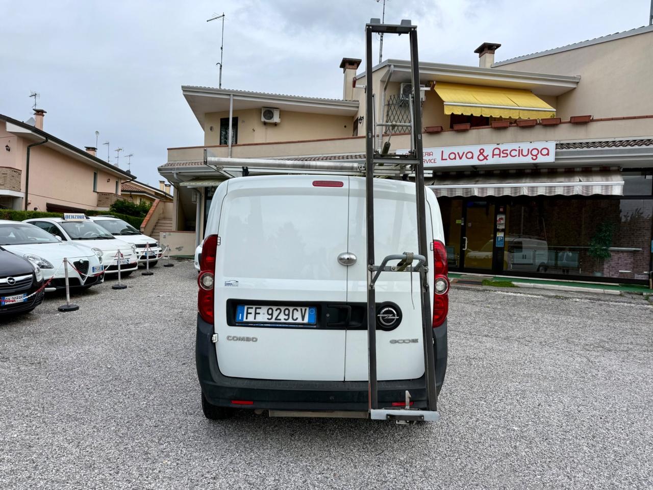 Opel Combo 1.4 Turbo EcoM Van Ok NEOPATENTATI