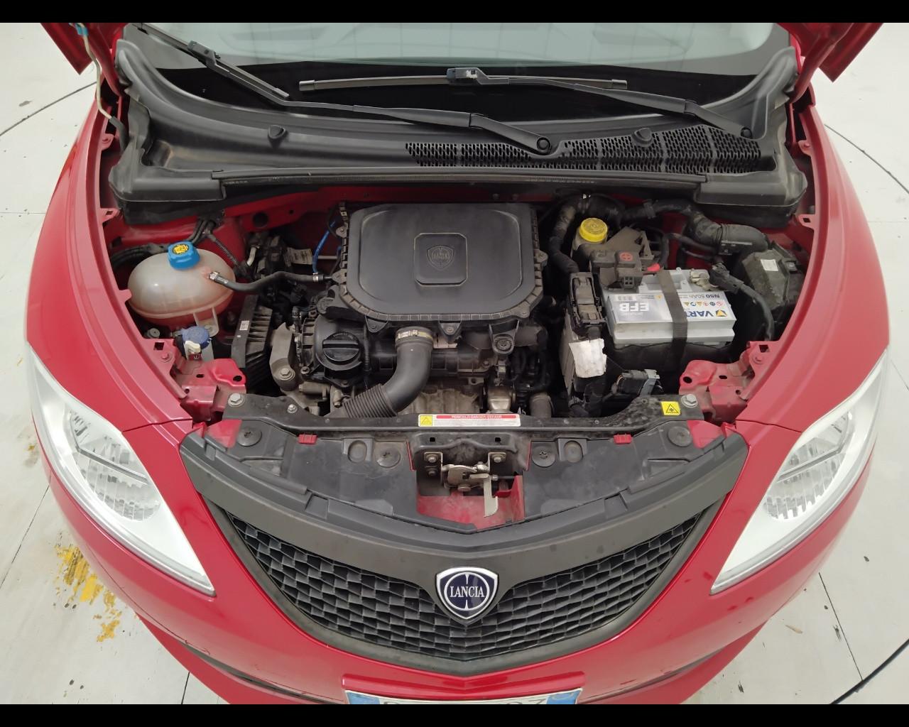 LANCIA Ypsilon III 2015 - Ypsilon 1.0 firefly hybrid Silver s&s 70cv