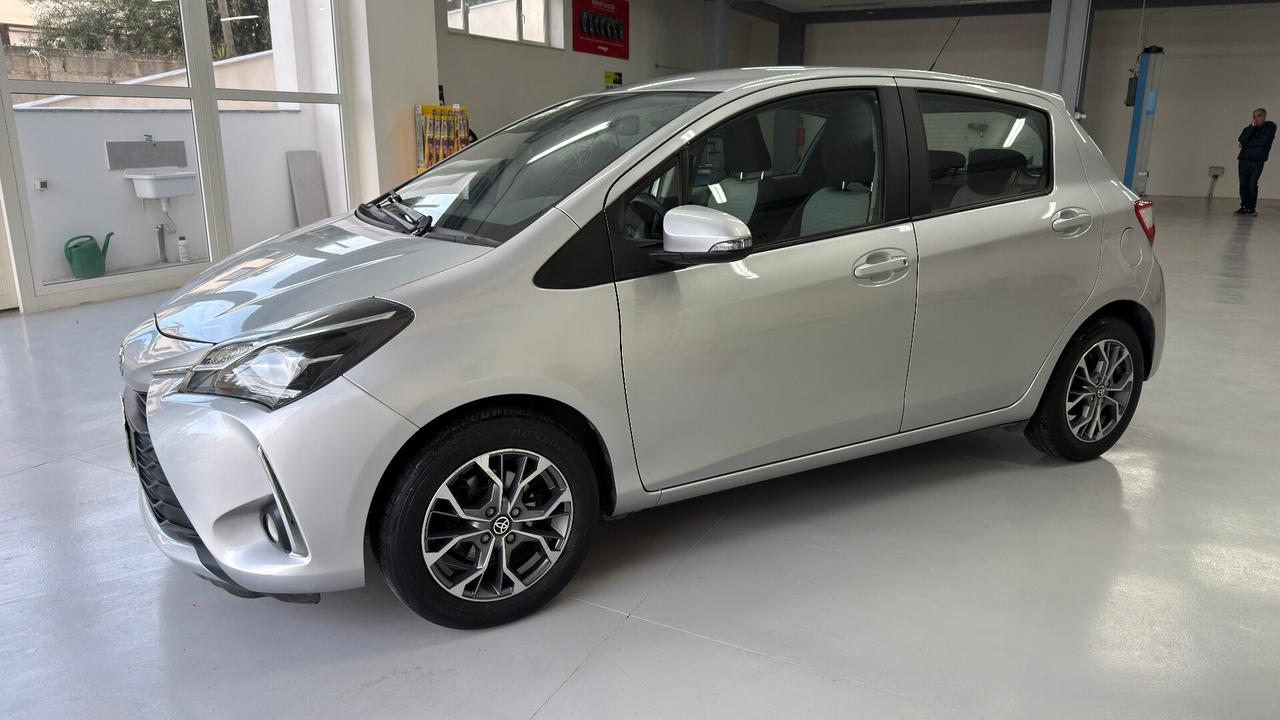Toyota Yaris 1.0 5 porte Cool 69Cv.
