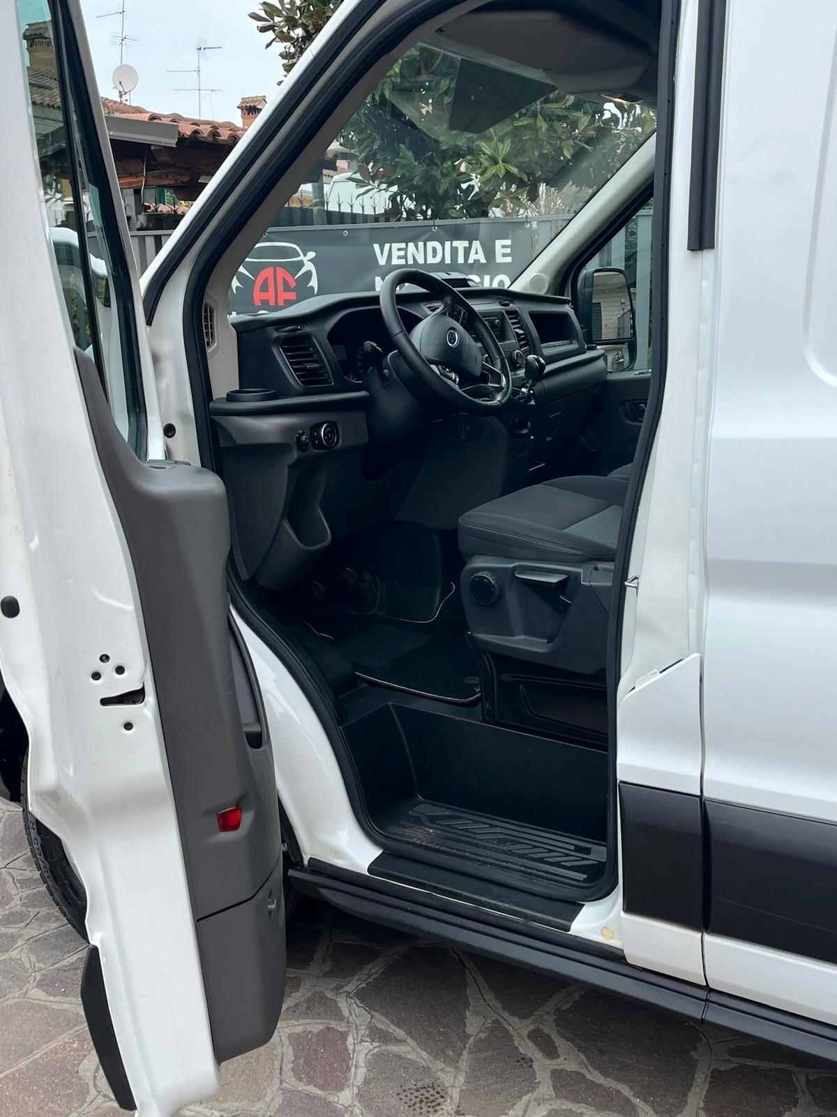 Ford Transit 2.0 Eco Blue Hybrid 130 CV H2L2