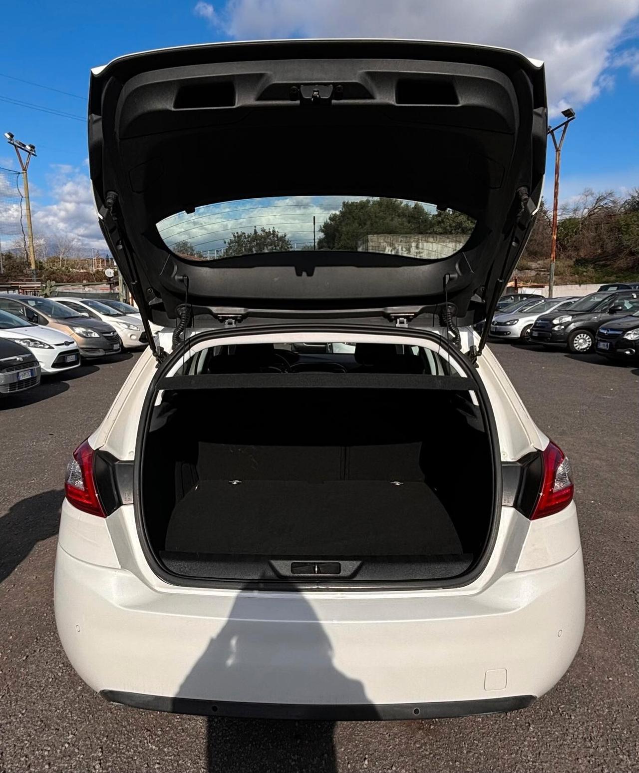 Peugeot 308 1.6 HDi 92 CV Business