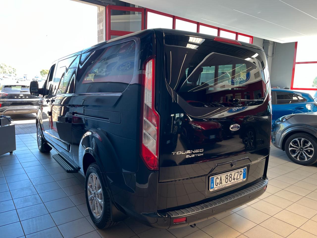 Ford Tourneo Custom Tourneo Custom 320 2.0 EcoBlue 185CV PL Titanium