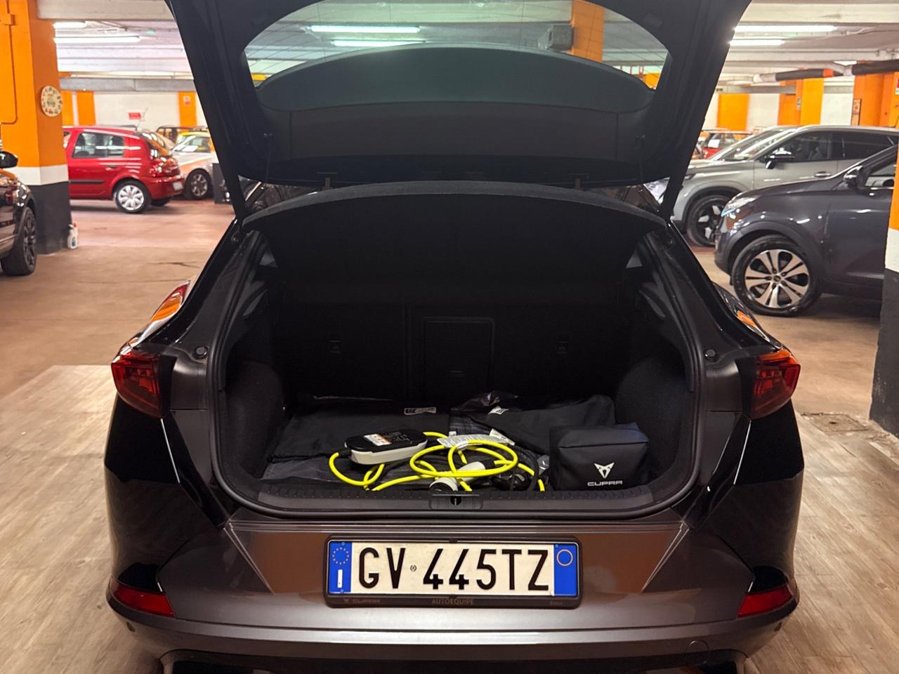 MAGNIFICA CUPRA FORMENTOR HYBRID PLUG-IN CON SOLI 36.512 KM