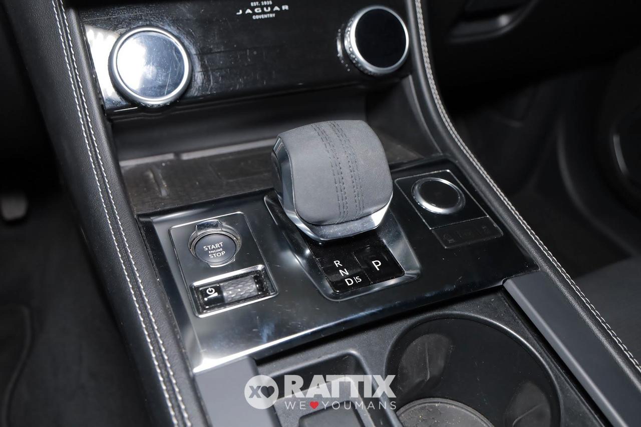 Jaguar F-Pace 2.0 MHEV R-Dynamic S AWD Auto