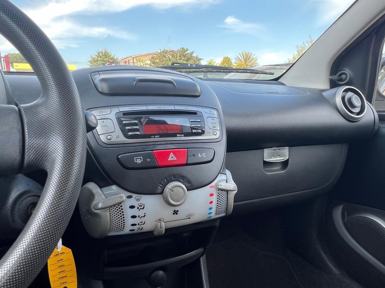 Toyota Aygo 1.0 12V VVT-i 5 porte Active Connect