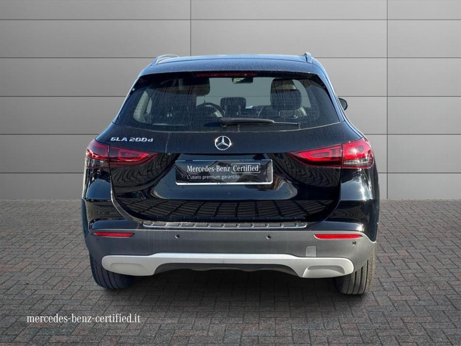 Mercedes GLA 200 200 D Business Extra 8G-DCT