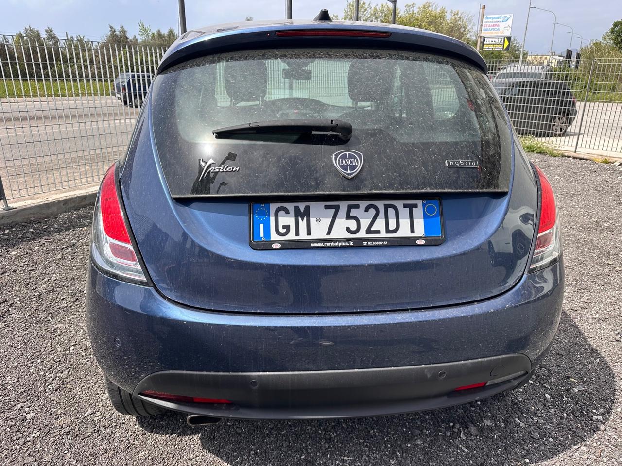 Lancia Ypsilon 1.0 FireFly 5 porte S&S Hybrid Ecochic Gold