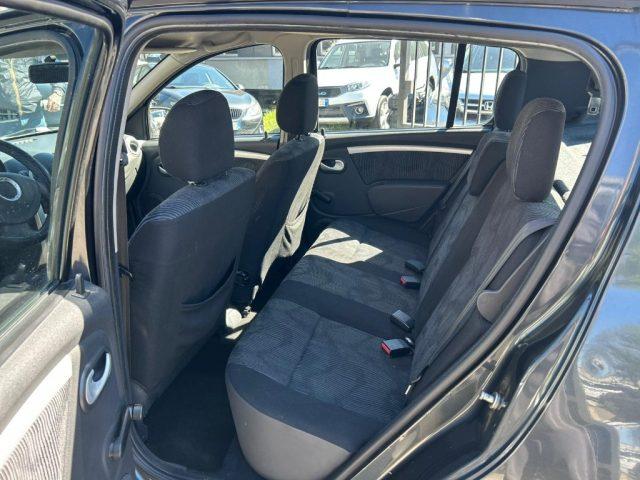 DACIA Sandero 1.4 8V Lauréate