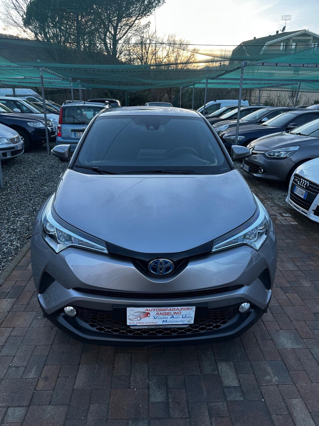 Toyota C-HR 1.8 Hybrid E-CVT Style