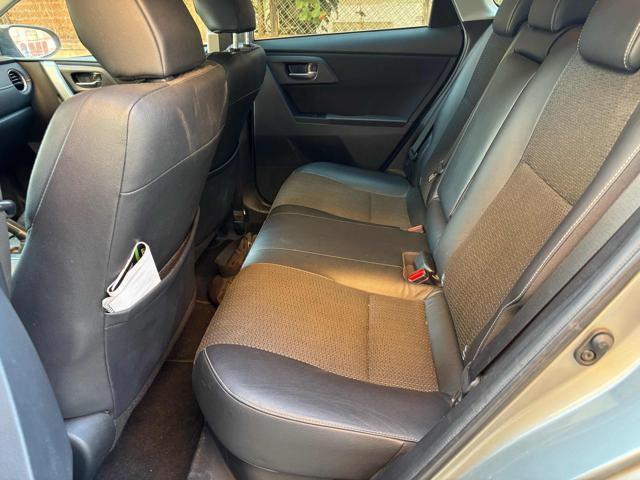 TOYOTA Auris Touring Sports 1.8 Hybrid Lounge "ProMMo"