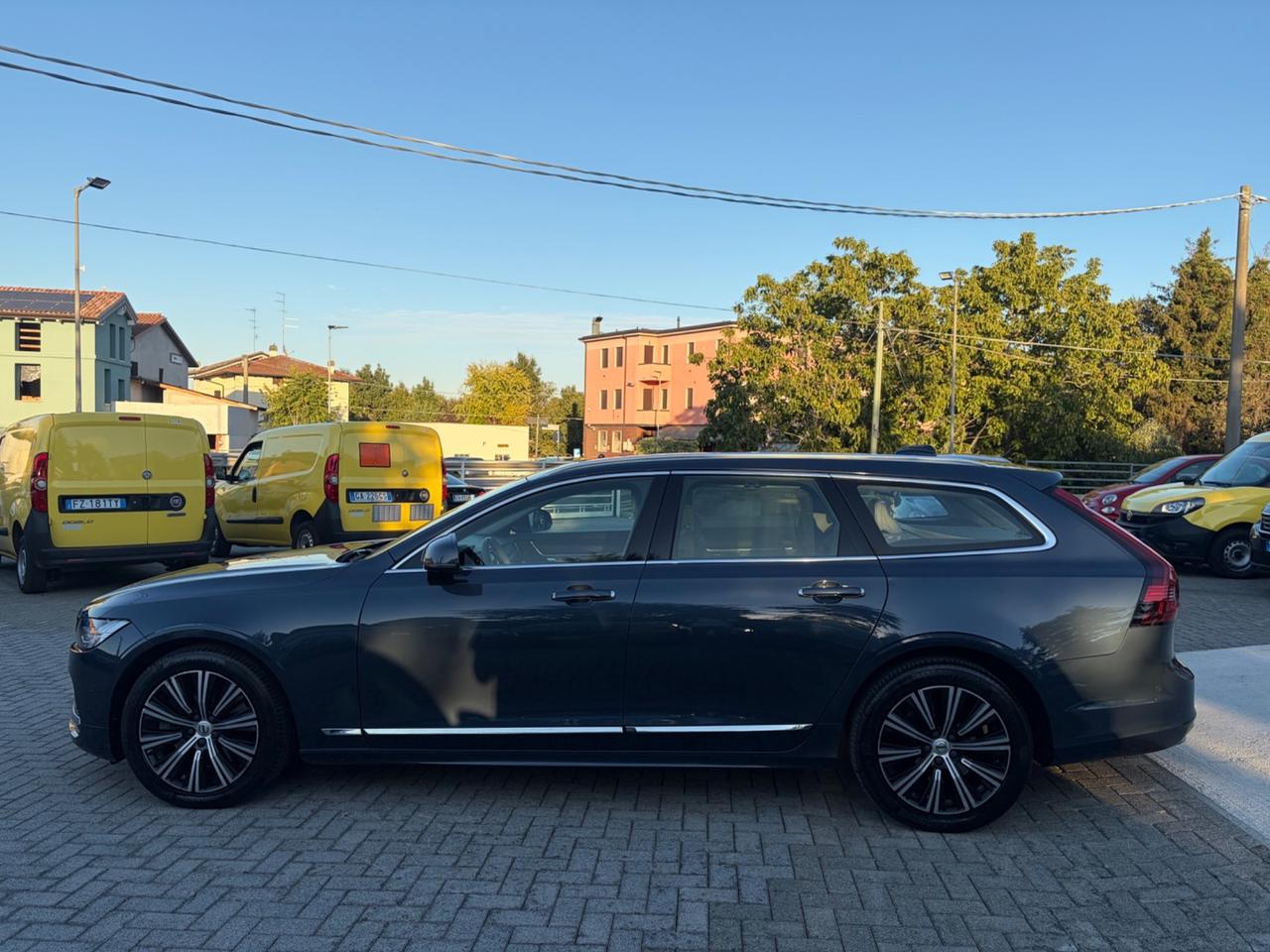 Volvo V90 B5 (d) AWD automatico Ultimate Dark