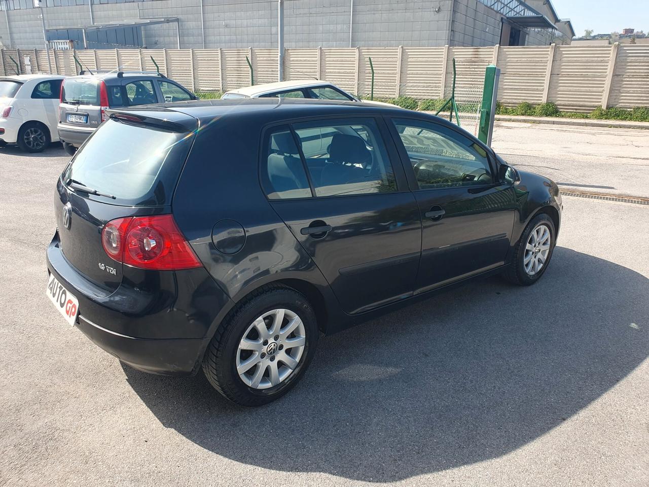 Volkswagen Golf 1.9 TDI 105cv 5p Neopatent 2004