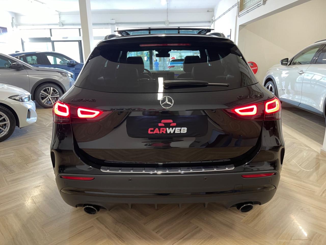 MERCEDES GLA 35 AMG 4MATIC Tetto 2022