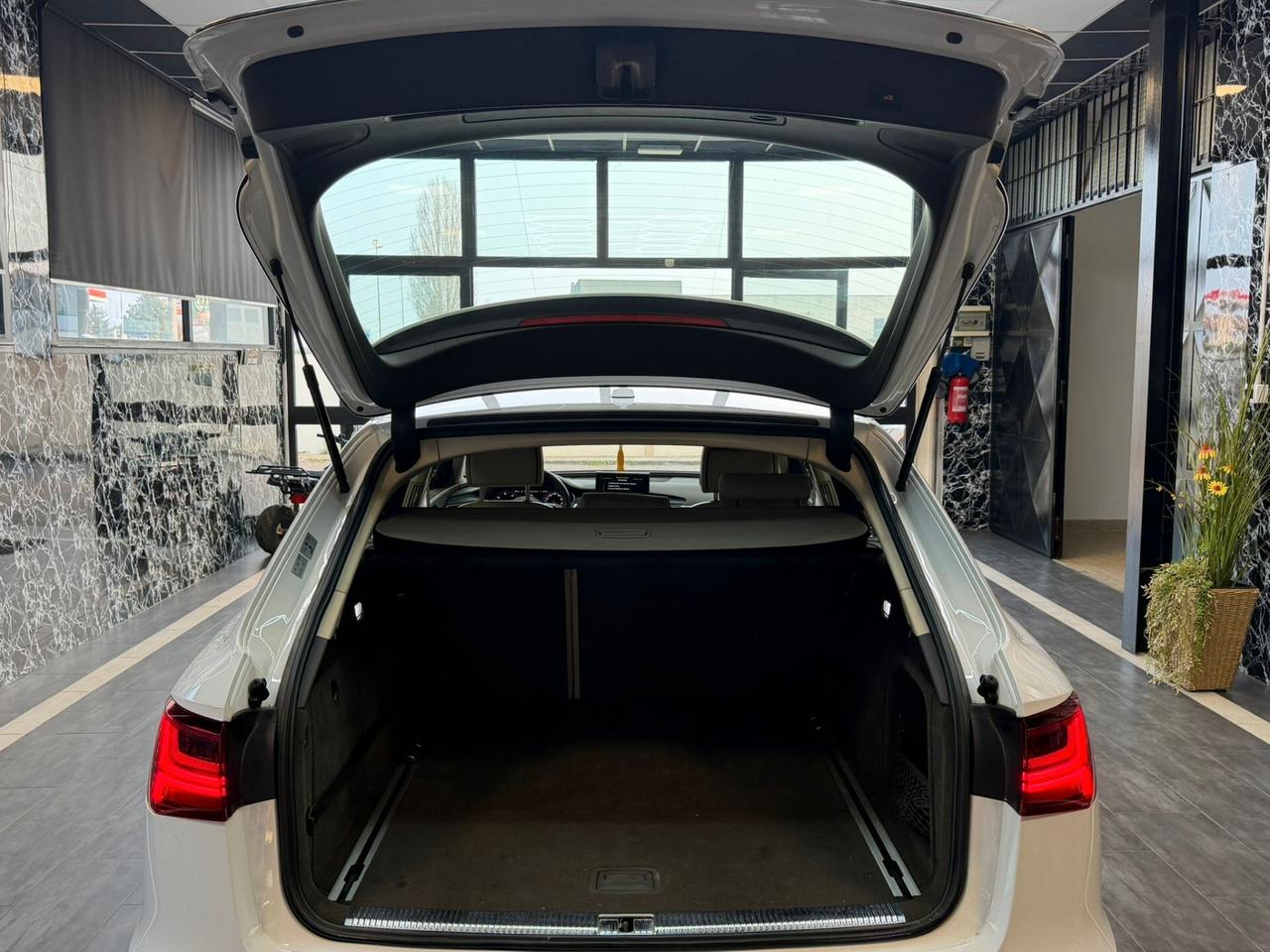 Audi A6 2.0 TDI 190 CV ultra S tronic Business Plus