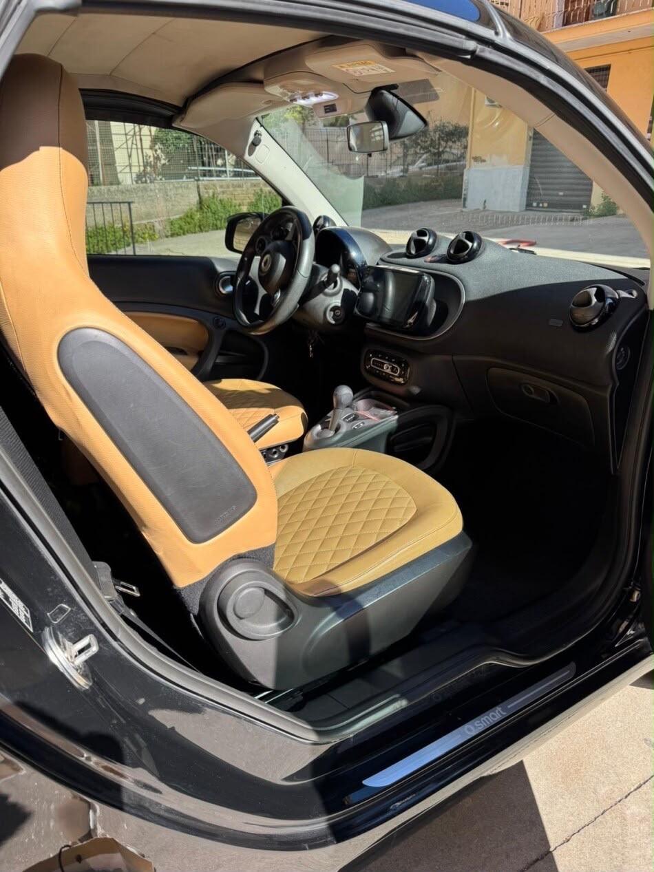 Smart ForTwo 90 0.9 T twinamic cabrio BRABUS Style