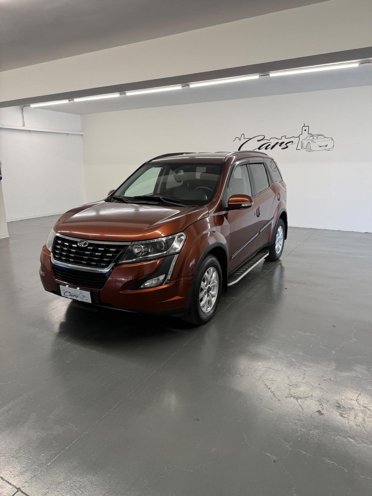 Mahindra XUV500 2.2 16V FWD W10