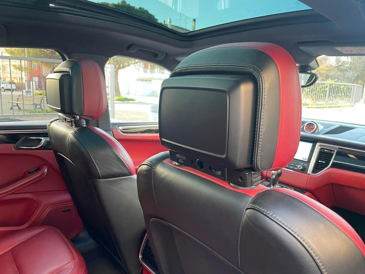 Porsche Macan 3.0 S Diesel , ALL. TURBO, INTERNI ROSSI, TETTO, FULL FULL