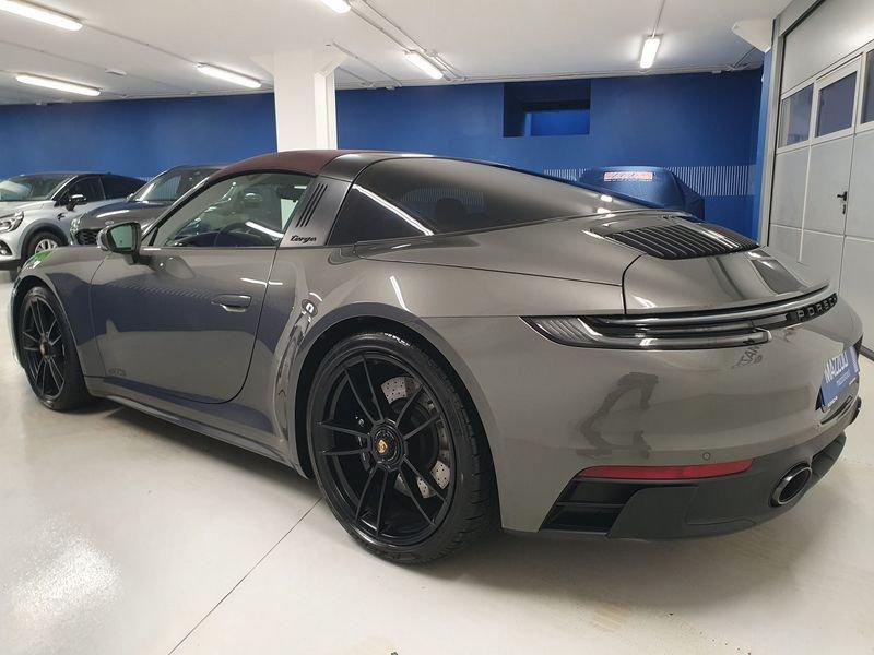 Porsche 911 992 Targa 4 GTS