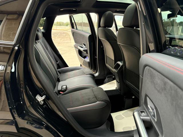 MERCEDES-BENZ GLA 200 d Automatic Premium Amg Pack Night-TETTO