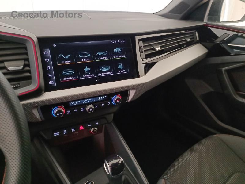 Audi A1 35 1.5 TFSI Identity Black S tronic