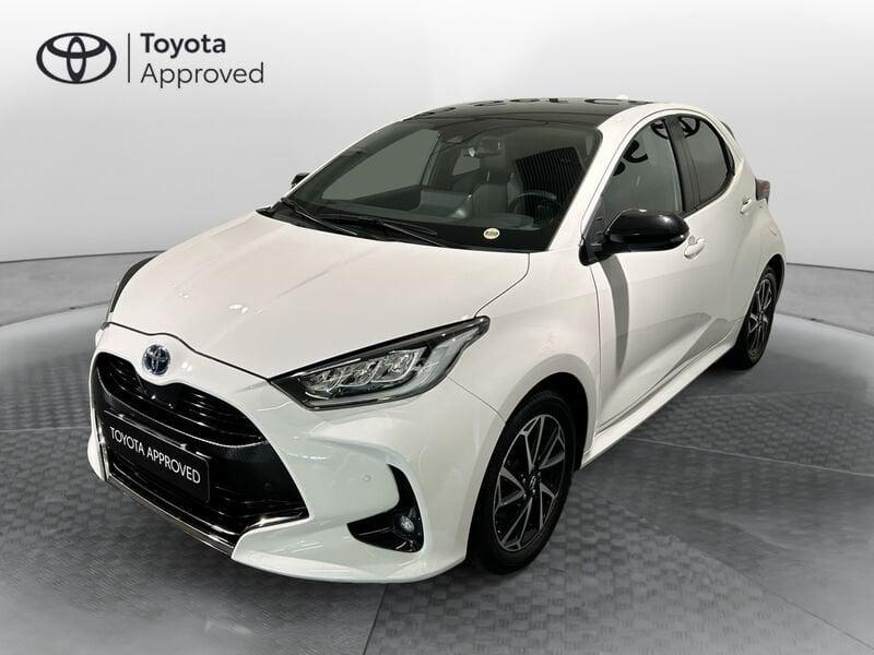 Toyota Yaris Yaris 1.5 Hybrid 5 porte Lounge AREA C FREE + SENSORI DI PARCHEGGIO