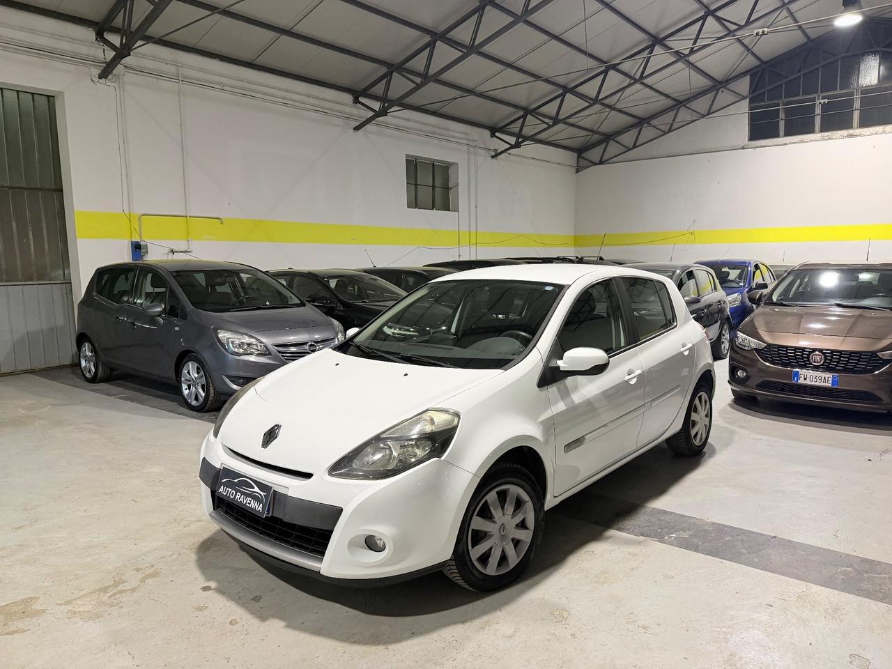 Renault Clio 1.2 5 porte GPL neopatentati 2012
