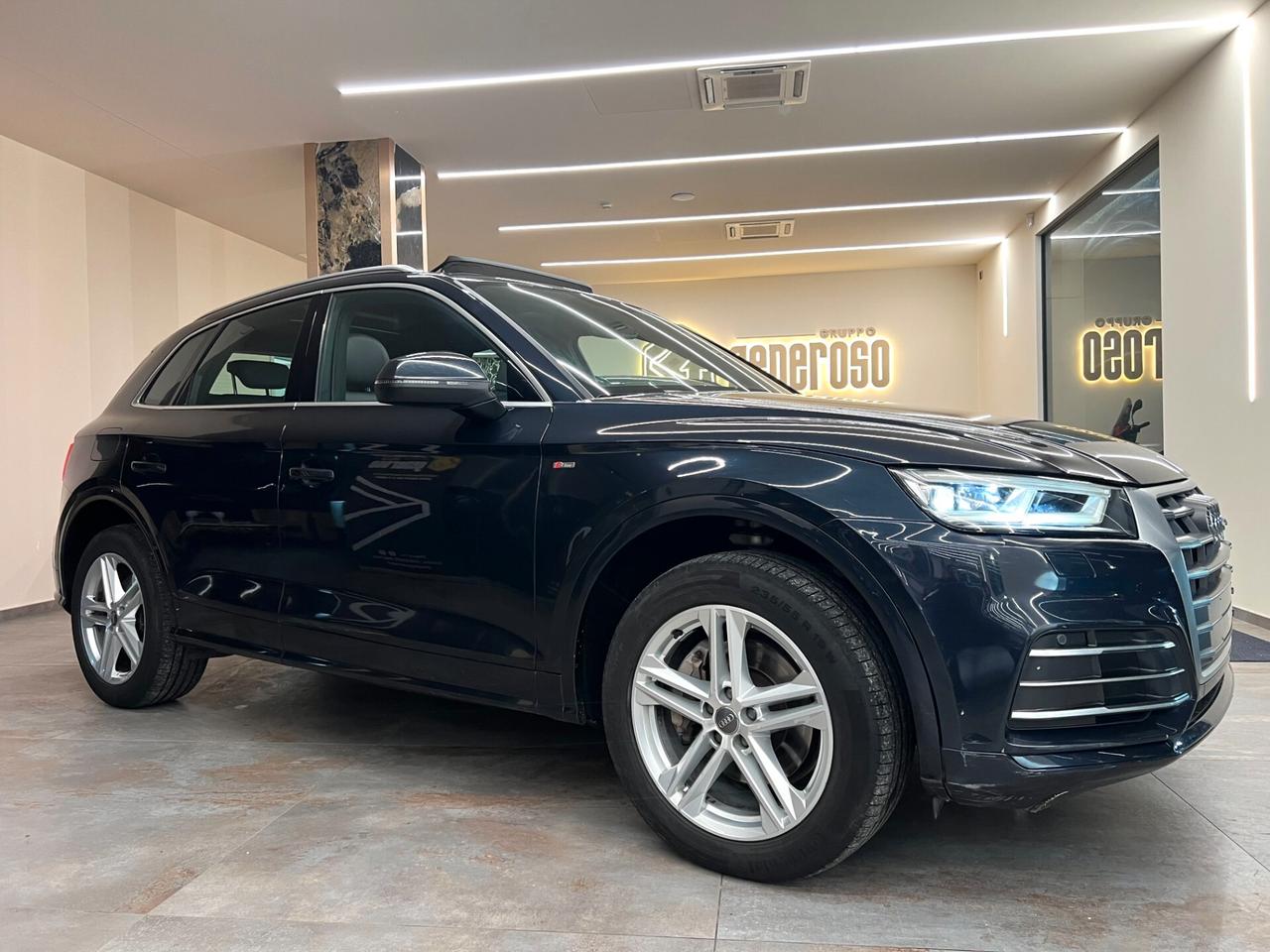 Audi Q5 2.0 TDI quattro S tronic line plus
