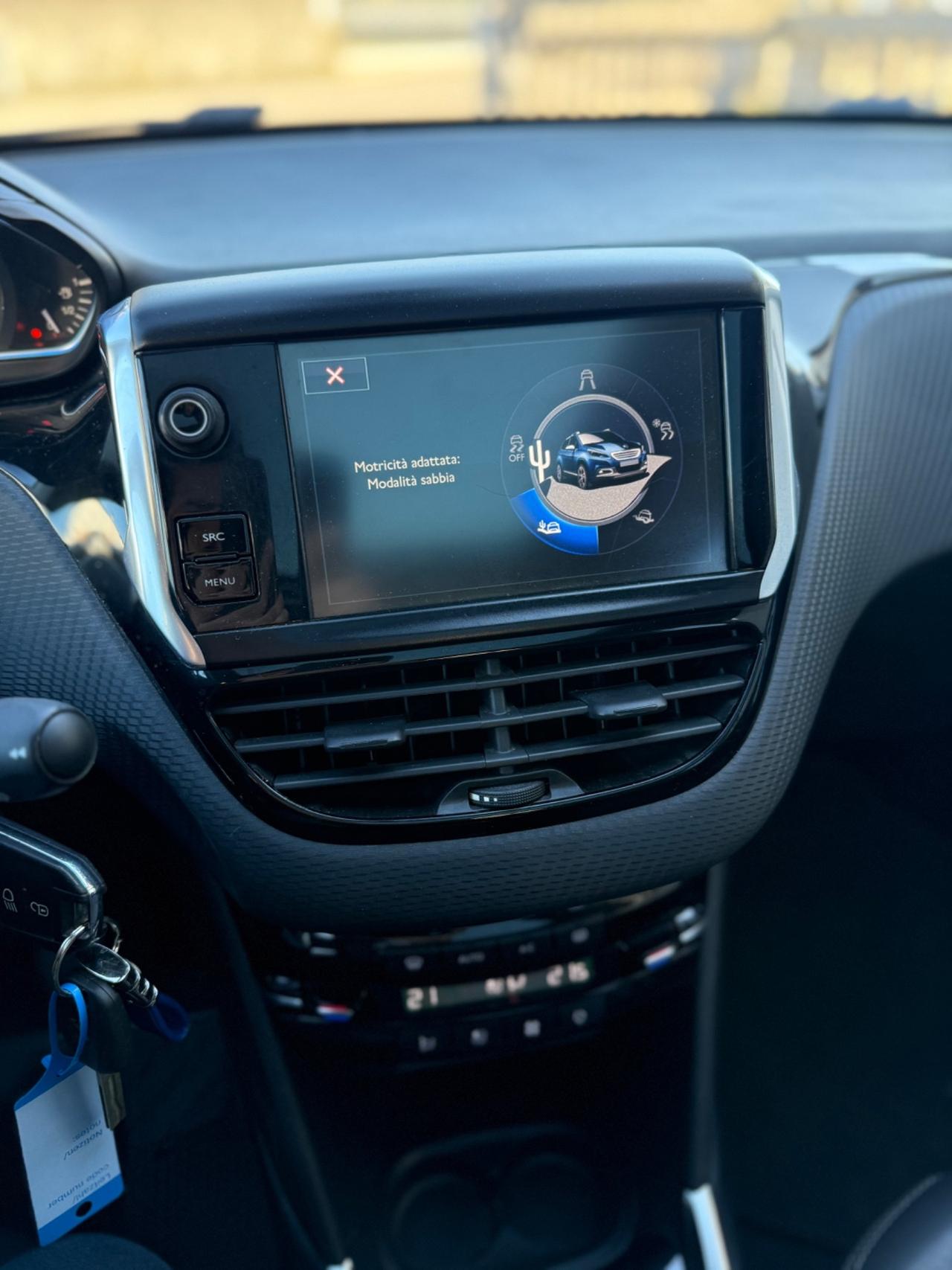 Peugeot 2008 1.6 Benzina FULL OPT 2014 TETTO PANORAMICO