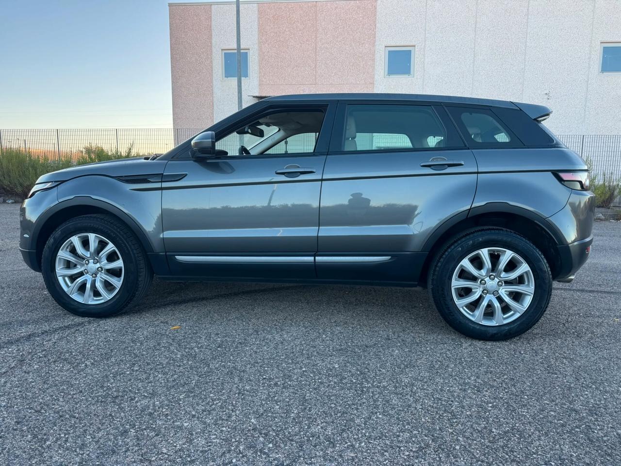 Range Evoque 2.0 TD4 2018 SOLO 134.000 KM